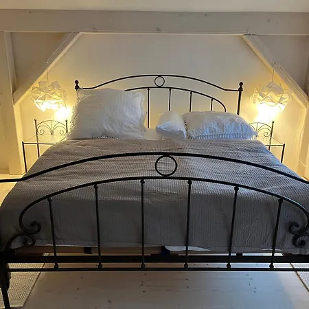 Untere Vorstadt, Apartmán *